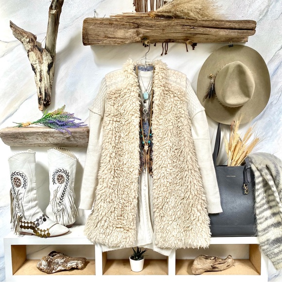 Anthropologie Jackets & Blazers - ⭐️RESERVED⭐️HP Anthropologie HEI HEI teddy Aztec Embroidered Plush boho Vest